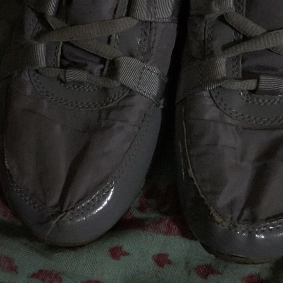 Grey Rocawear sneakers size 7.5 - Picture 4 of 5